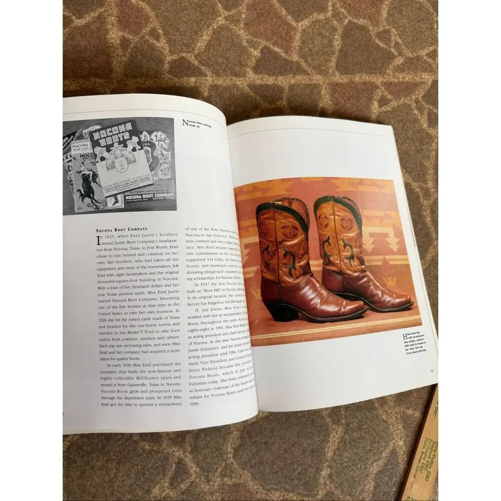 Vintage The Cowboy Boot Book Tyler Beard & Jim Arendt 1992 Paperback Western